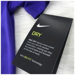 Nike Tops - Nike Women’s Training Dri Fit Tee XS Side Slit Nike Tops - Nike Women’s Training Dri Fit Tee XS Side Slit